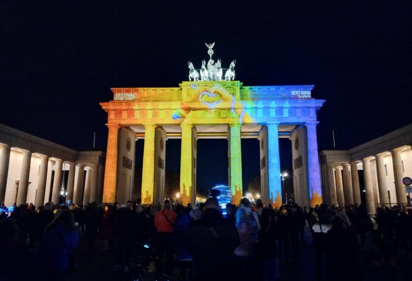 berlino festival delle luci 2022 porta di Brandeburgo